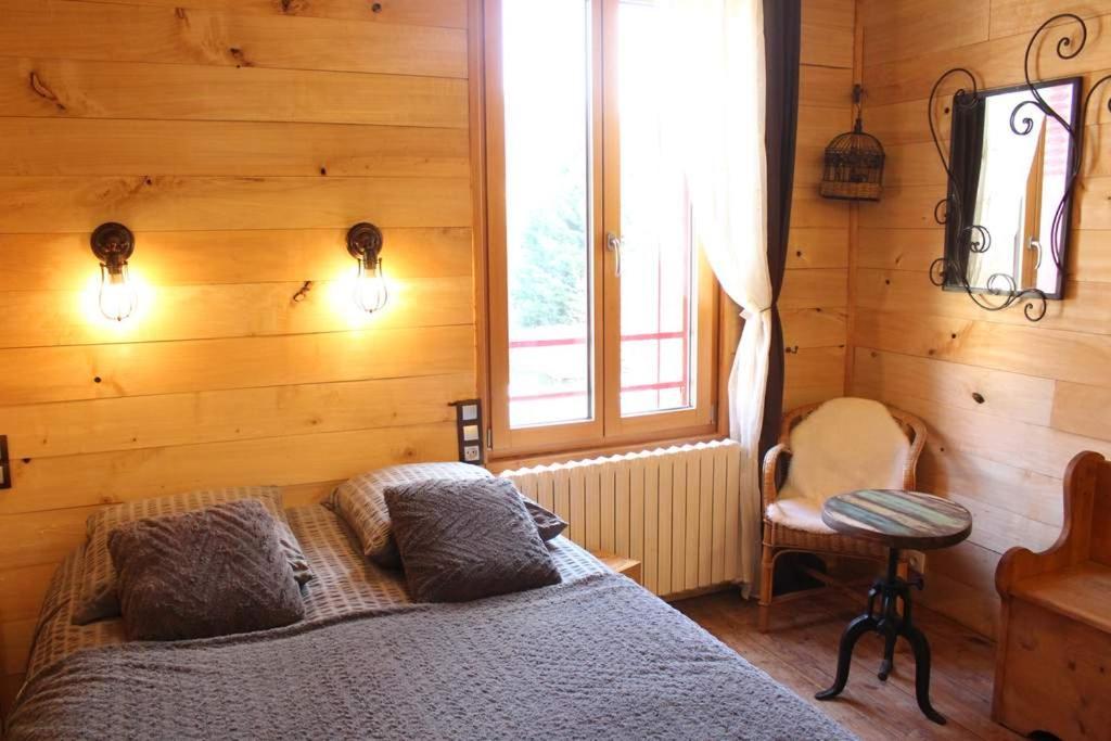 La Maison Du Bonheur Anlhiac Exteriér fotografie